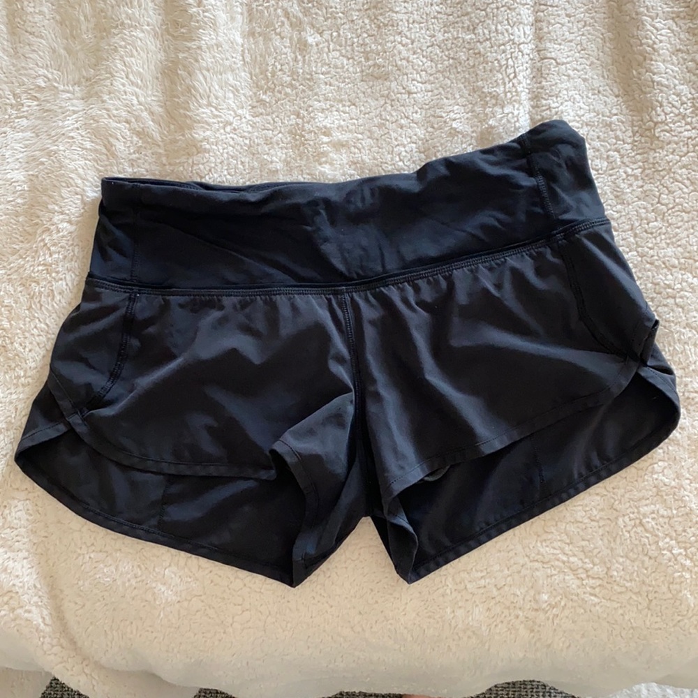 LuluLemon Speed Up Low Rise Black Shorts 2.5”